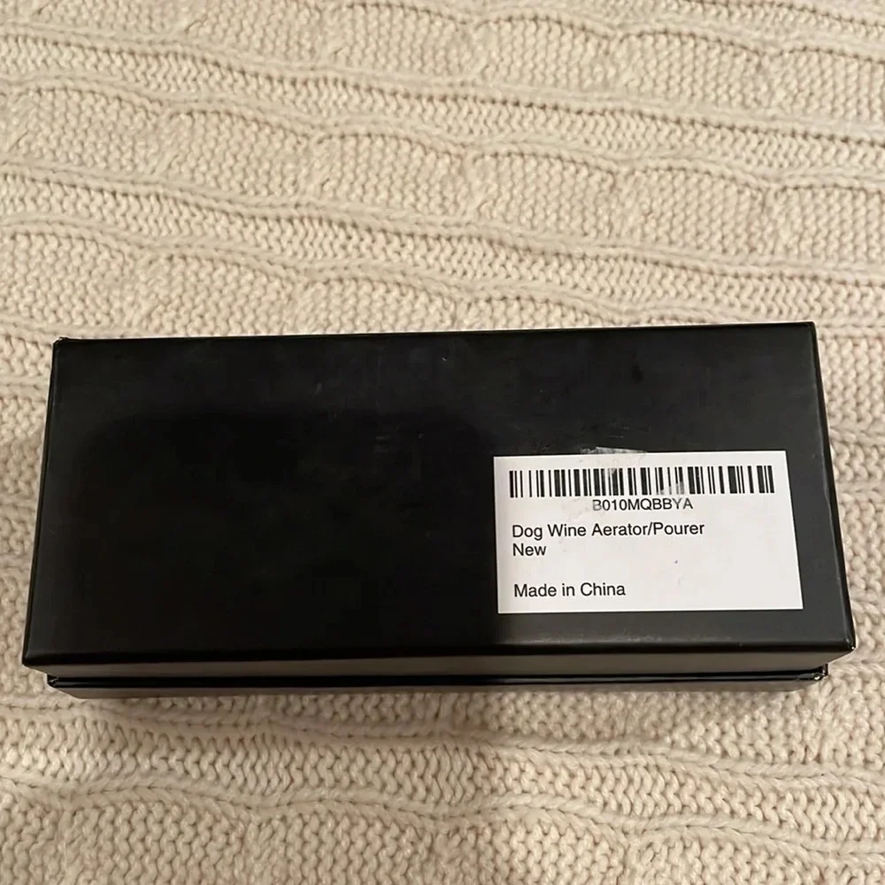 D & M nwot d&m